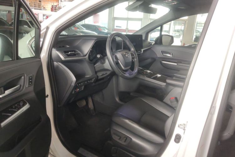 Used Toyota Granvia 2024 2.5L Hybrid Prestige PLUS Edition Driver Seat