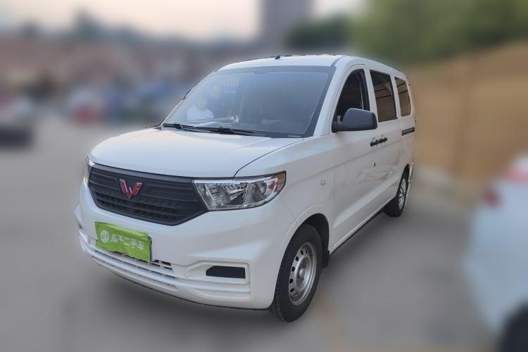 Used Wuling Hongguang V 2022 1.5L Jingqu Edition Electric-Assist LAR