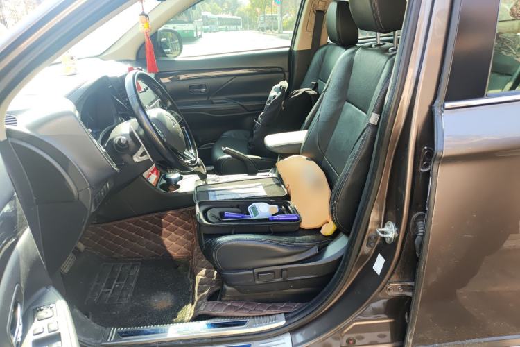 Used Mitsubishi Outlander 2016 2.4L 4x4 Elite Edition 5 Seats
