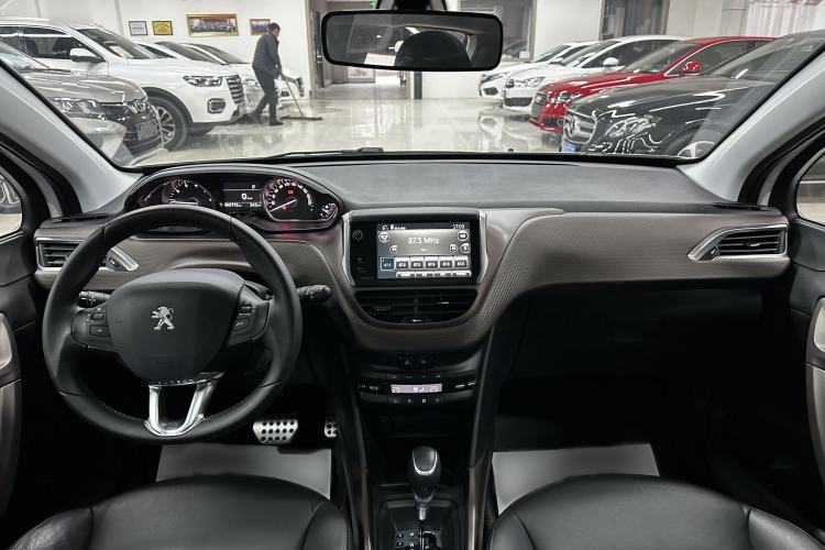 Used Peugeot 2008 2014 1.6L Automatic Navigation Edition
