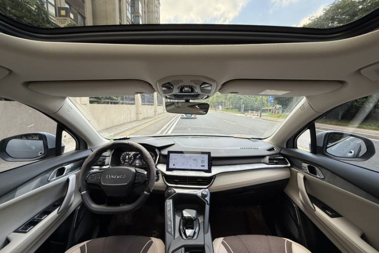 Used Lynk & Co 06 EM-P 2022 PHEV 84 km Range Pro Version