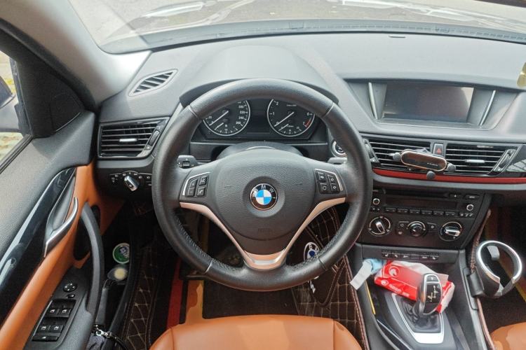 Used BMW X1 2015 sDrive18i Fashion Upgrade Edition
