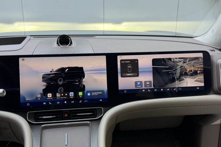 Used Hima AITO M9 2025 Extended-Range Ultra Version 52 kWh 6-Seater Interior 5