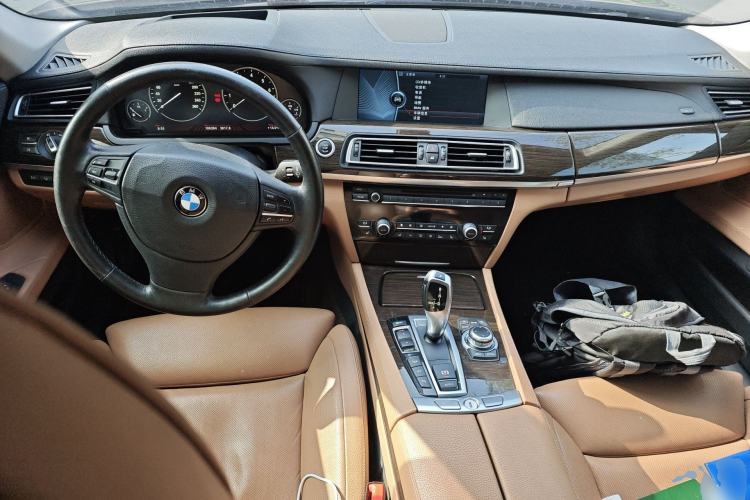 Used BMW 7 Series 2011 750Li xDrive Center Console
