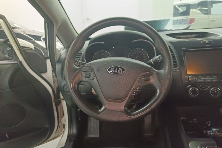 Used Kia K3 2015 1.6L Automatic GL Steering Wheel