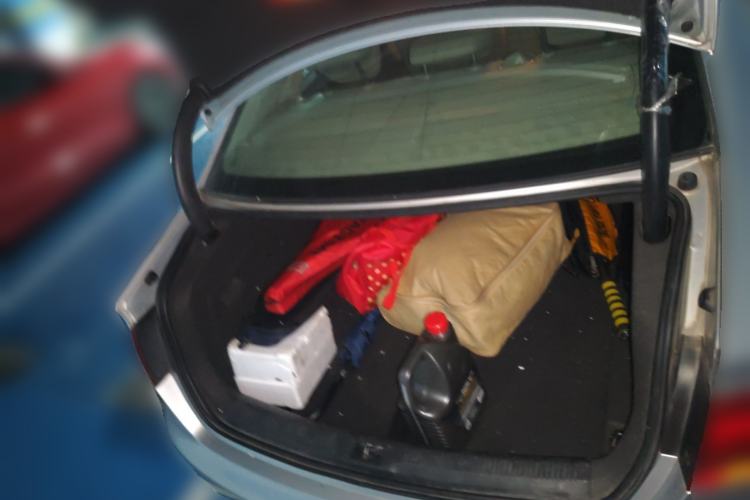 Used Audi A4L 2012 2.0 TFSI automatic Comfort trim level Trunk