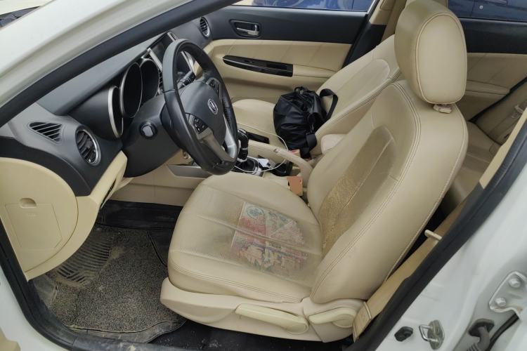 Used CHANGAN Eado 2015 1.6L Manual Luxury Model China V Standard
