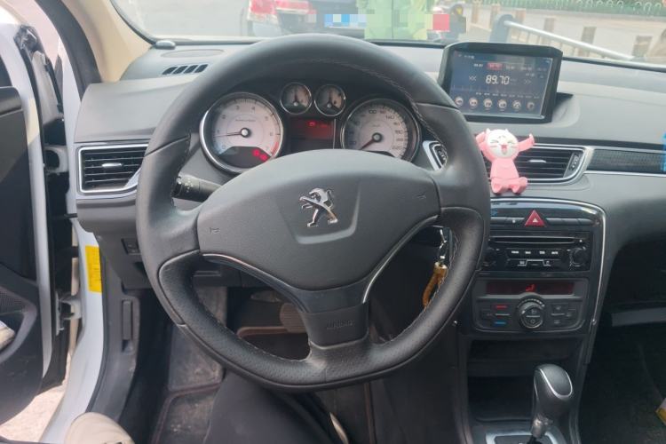 Used Peugeot 308 2013 1.6L Automatic Fashion Model Steering Wheel