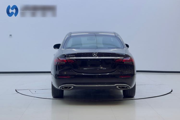 Used Mercedes-Benz E-Class 2023 E 300 L Luxury Model Exterior 4