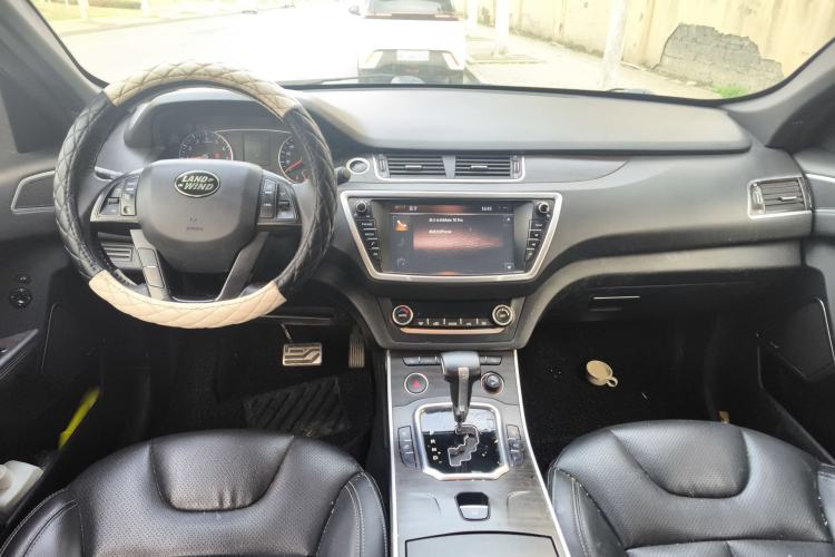 Used Land X7 2015 2.0T Panoramic Prestige Edition