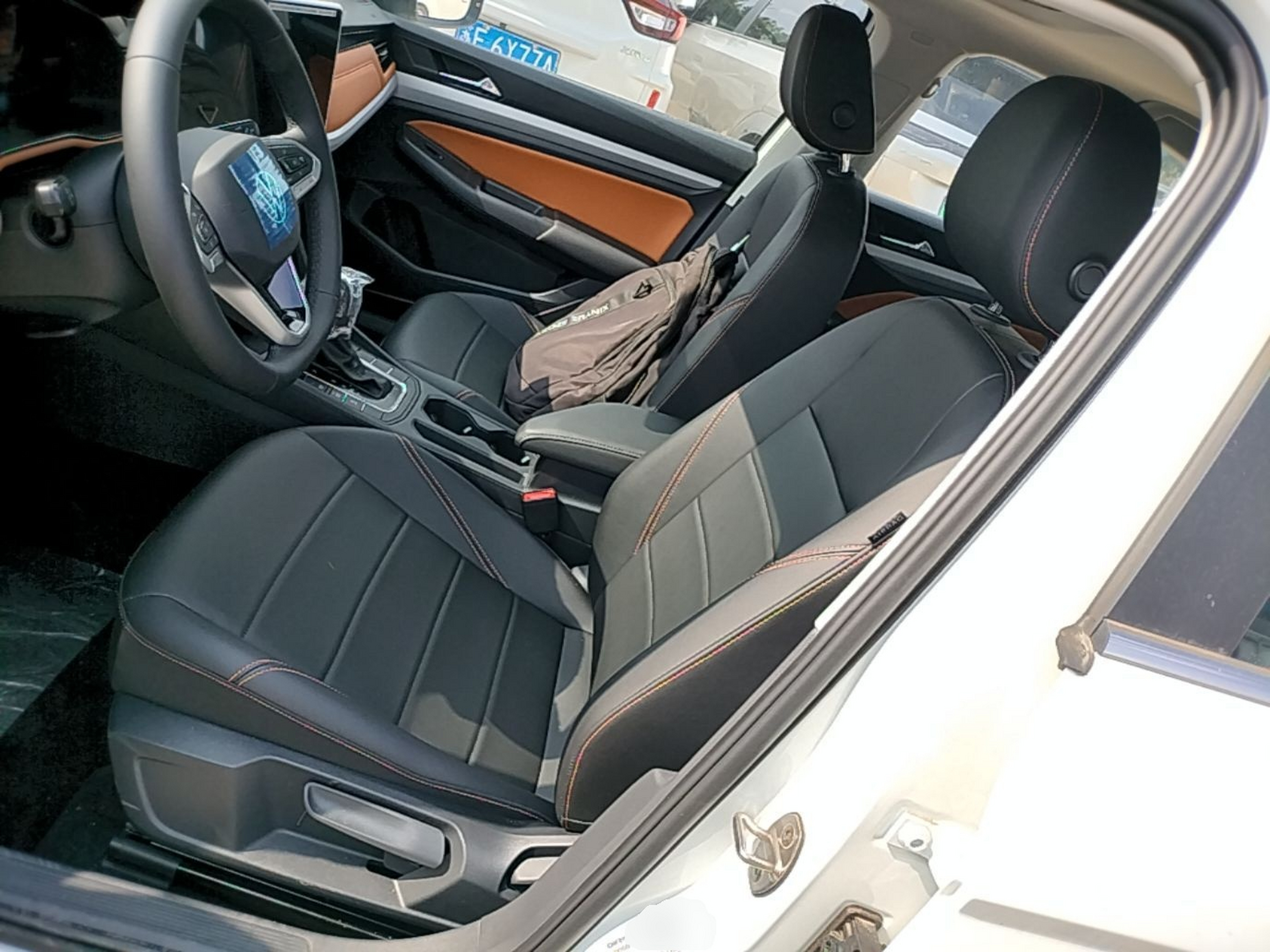 Interior delantero