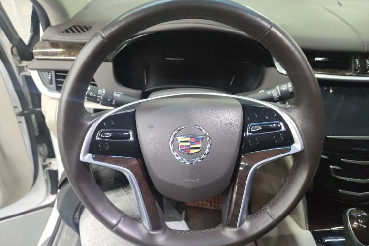 Used Cadillac XTS 2015 28T Comfort Model
