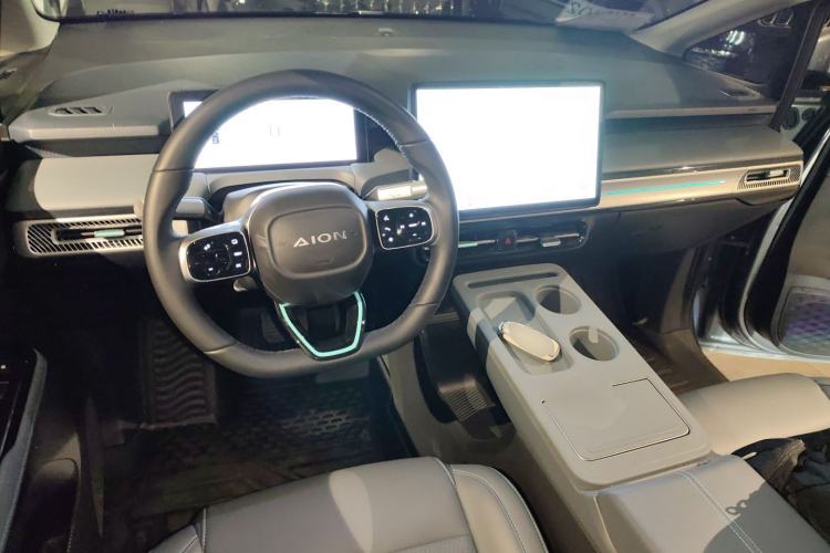 Used AION Y 2023 Plus 610 Smart Edition Lithium Iron Phosphate