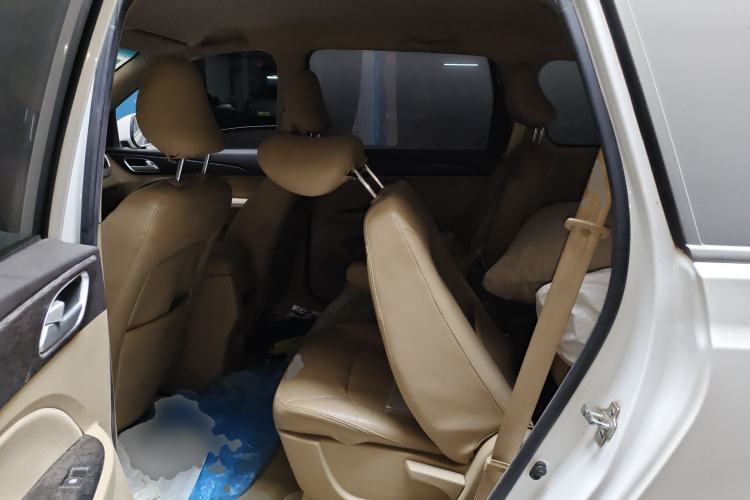 Used Baojun 730 2016 1.5L Manual Value Edition 7 Seats China V Emission Standard