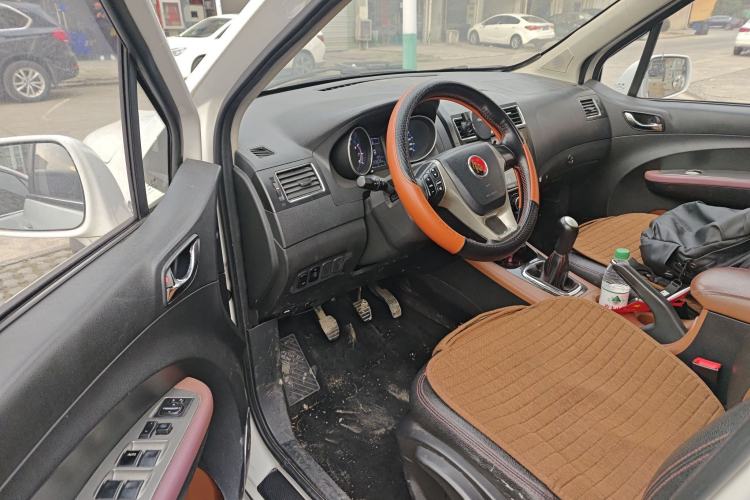 Used FORTHING Joyear X5 2015 1.6L Manual Luxury Model