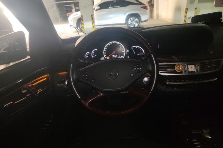 Used Mercedes-Benz S-Class 2011 S 500 L CGI 4MATIC