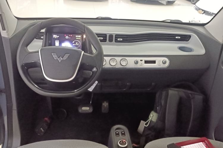 Used Wuling Hongguang MINIEV 2022 Macaron Fashion Model Lithium Iron Phosphate