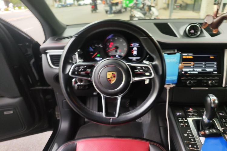 Used Porsche Macan 2016 Macan S 3.0T Steering Wheel