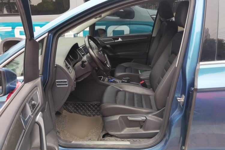 Used Volkswagen Golf Sportsvan 2016 280TSI Automatic Flagship Model
