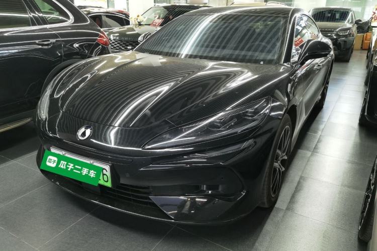 Used Denza Z9 2024 1100 km All-Wheel-Drive Ultra Version