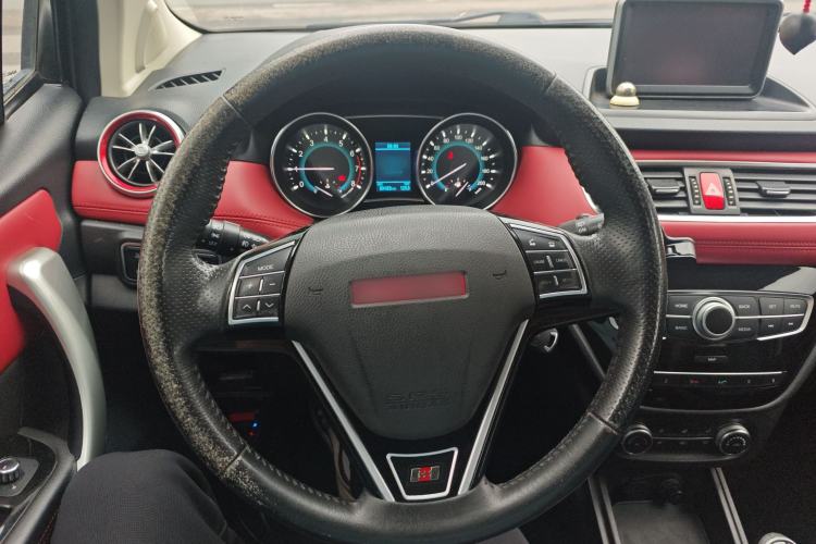 Used Haval H1 2015 1.5L Manual Luxury Model
