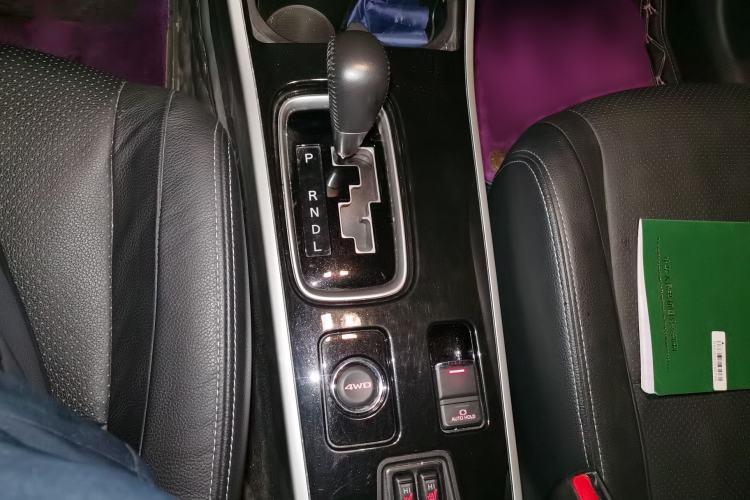 Used Mitsubishi Outlander 2018 2.4L 4x4 Luxury Edition 7-Seater