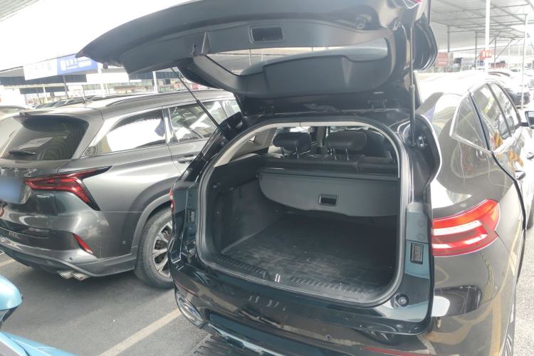 Used Haval F7 2020 2.0T All-Wheel Drive iJoy Trunk