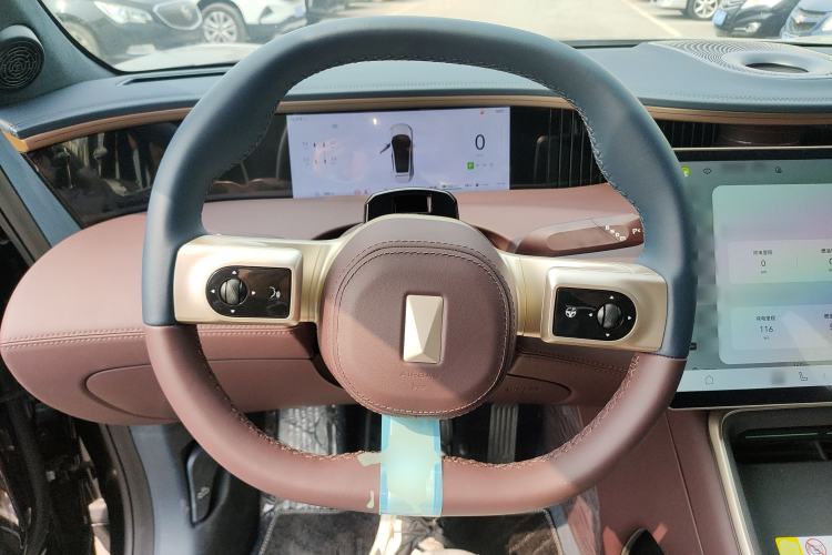 Used Avatr 11 2025 Year Updated Max Extended-Range Version