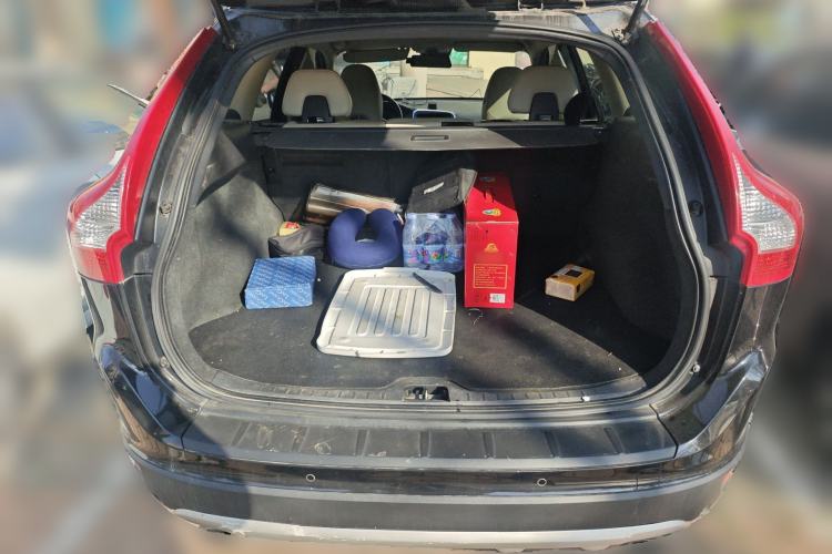 Used Volvo XC60 2012 T5 Comfort Edition Trunk