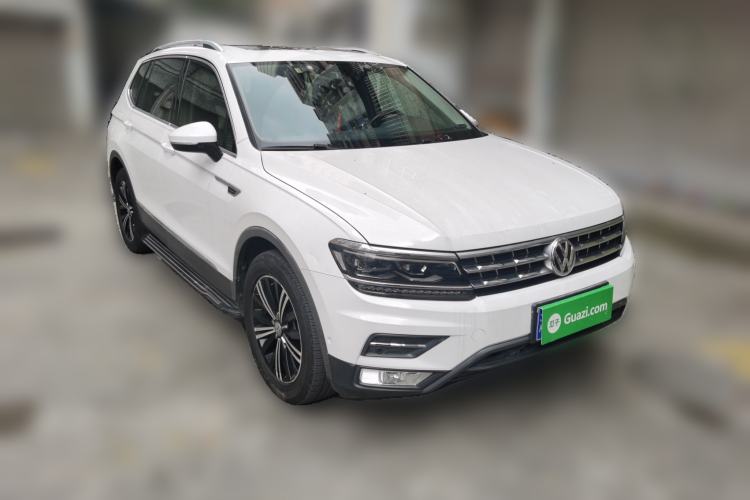 Used Volkswagen Tiguan L 2018 330TSI Automatic Two-Wheel Drive Flagship Edition Front Right 45 Deg