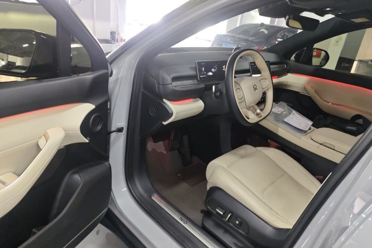 Used Nio ES6 2023 75 kWh Driver Seat