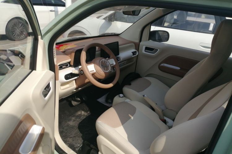 Used Wuling Hongguang MINIEV 2024 3rd Generation 215km Youth Edition Driver Seat