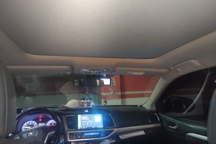 Used Toyota Highlander 2015 2.0T Four-Wheel Drive Luxury Edition 7-Seater Headliner