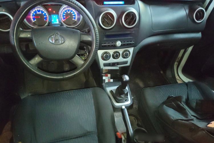 Used CHANGAN KAICHENG Ounuo S 2014 1.3L Base Version Center Console