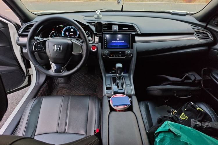Used Honda Civic 2021 HATCHBACK 220TURBO CVT New Trendsetter

