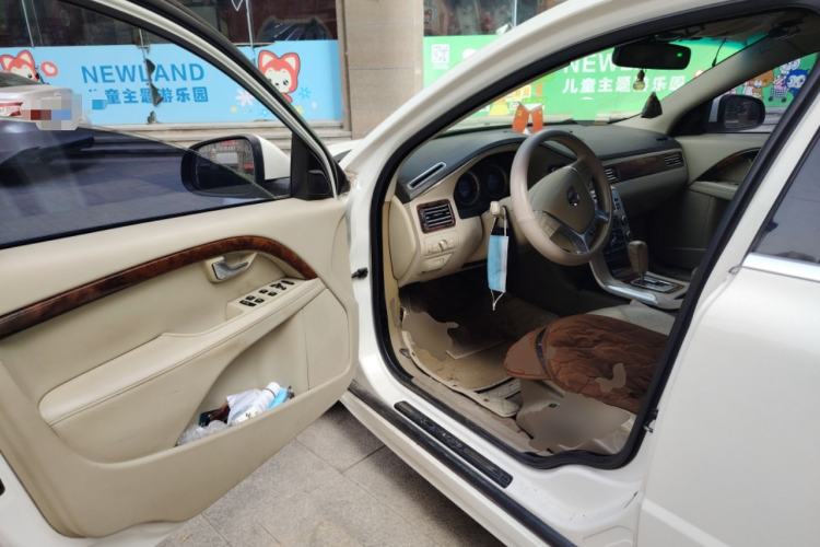 Used Volvo S80L 2009 2.5T ZhiZun Edition
