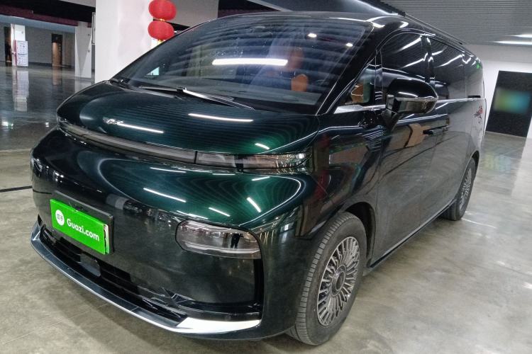 Used Geely Galaxy LEVC L380 2025 805 km Flagship Version All-Wheel Drive