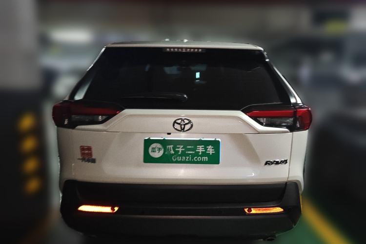 Used Toyota RAV4 2020 2.0L CVT Two-Wheel Drive Fashion Edition Rear