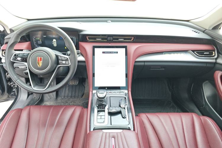 Used Hongqi H5 2024 1.5T DCT Smart Connect Flagship Edition Center Console
