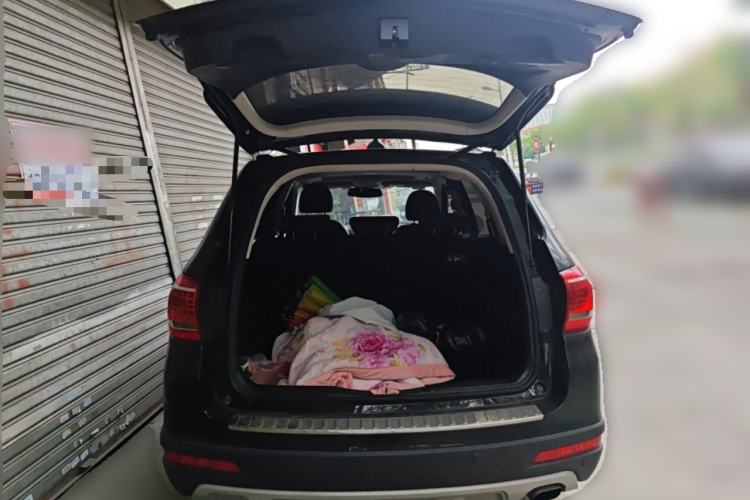 Used Haval H6 2018 Red-Label Sport Version 1.5T Manual Two-Wheel Drive Elite Model Trunk