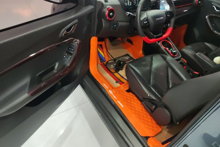 Used Chery Little Ant 2022 Sweet Pink Edition Half-Sugar Version 3-Cell Lithium 30kW 301km