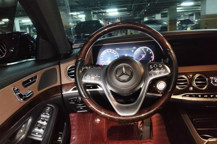 Used Mercedes-Benz S-Class 2019 S 350 L Executive Edition Steering Wheel