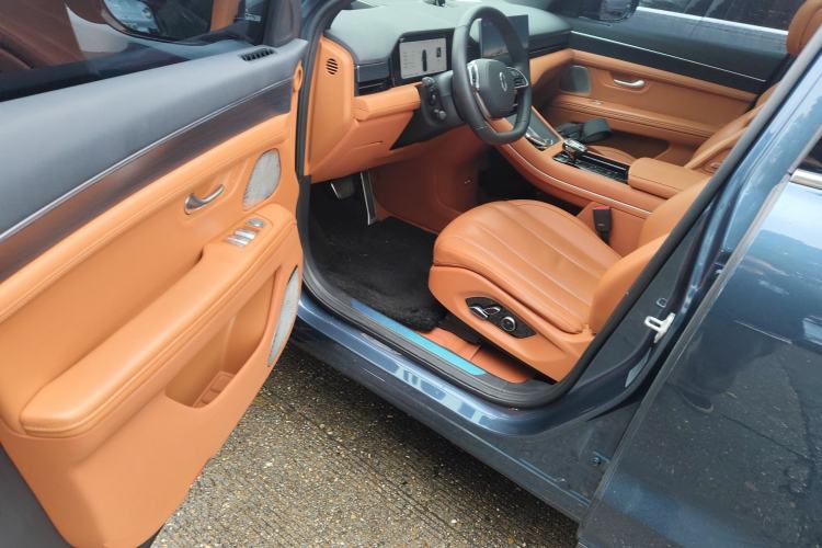 Used Hima AITO M7 2024 1.5T Intelligent Driving 4WD Ultra Version 6 Seats