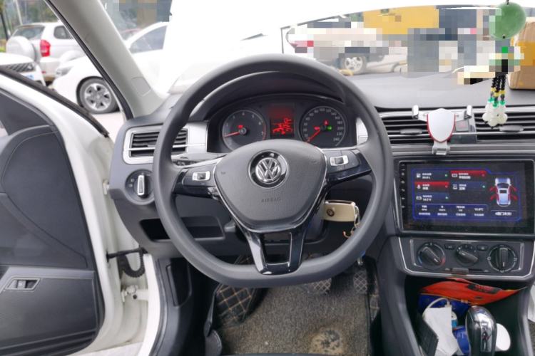 Used Volkswagen Santana 2018 1.5L Automatic Comfort Edition
