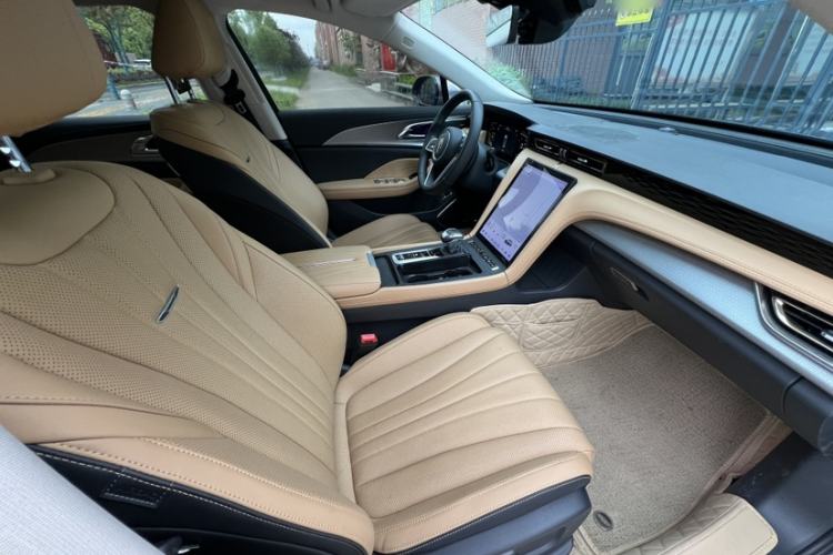 Used Hongqi H5 2023 2.0T Automatic Smart Connect Flagship Edition
