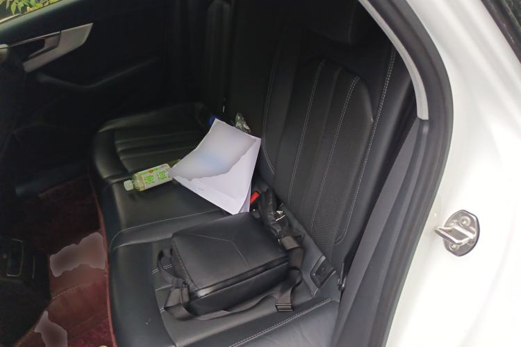 Used Audi A4L 2022 40 TFSI Luxury Dynamic Model