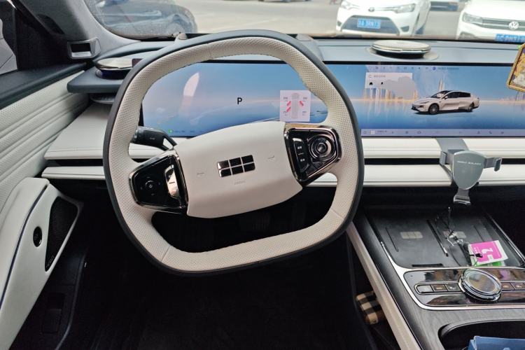 Used Geely Galaxy E8 2025 700 km Long-Range Intelligent Driving Version