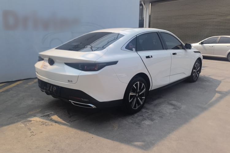 Used CHANGAN Eado 2024 1.5T GDI Automatic Flagship Edition Exterior 6