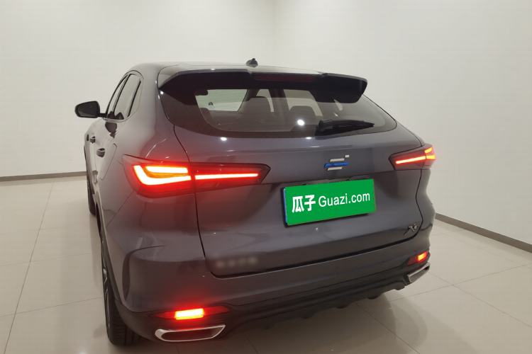 Used CHANGAN OSHAN X5 2021 1.6L CVT Luxury Version Rear