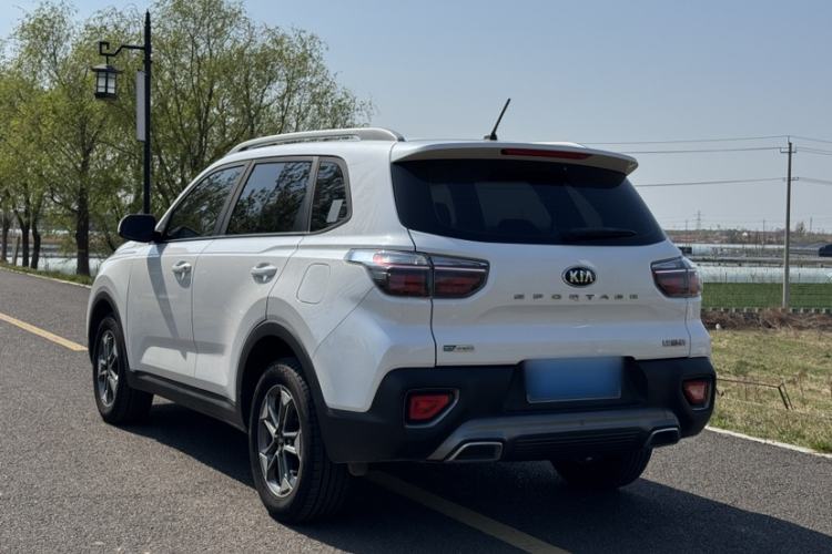 Used Kia Sportage R 2018 2.0L Manual Fashion Edition China V Standard Exterior 1